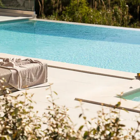 Reveli 4* Κατελειός