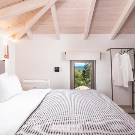 Apart Otel Reveli Kateleios