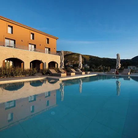 Reveli Aparthotel Katelios