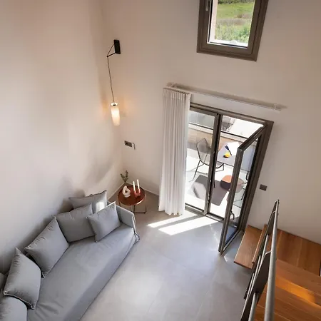 Reveli Aparthotel