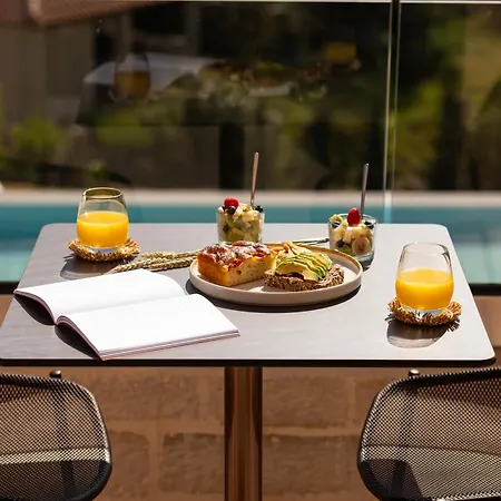 Aparthotel Reveli