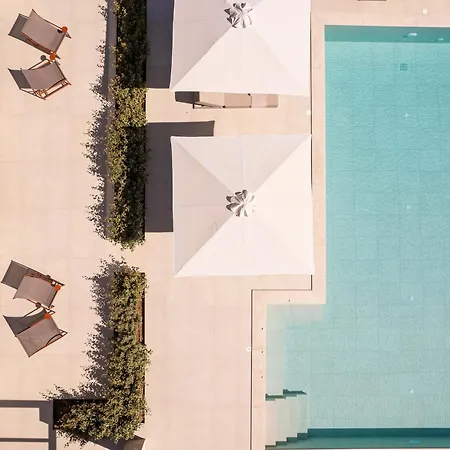 Reveli Apart-hotel 4*