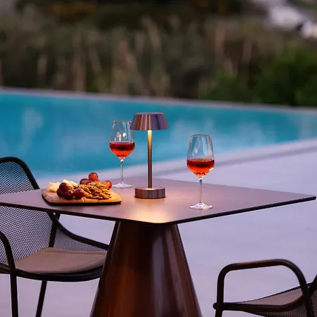 Reveli 아파트호텔