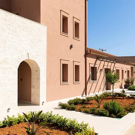 아파트호텔 Reveli 4*