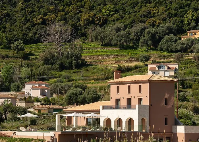 Hotel de apartamente Reveli 4*
