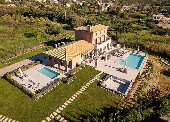 Hotel de apartamente Reveli 4*